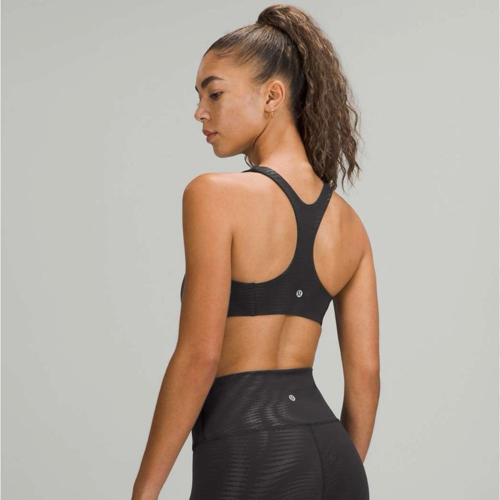 lululemon athletica Wunder Train Bra *Foil NWT